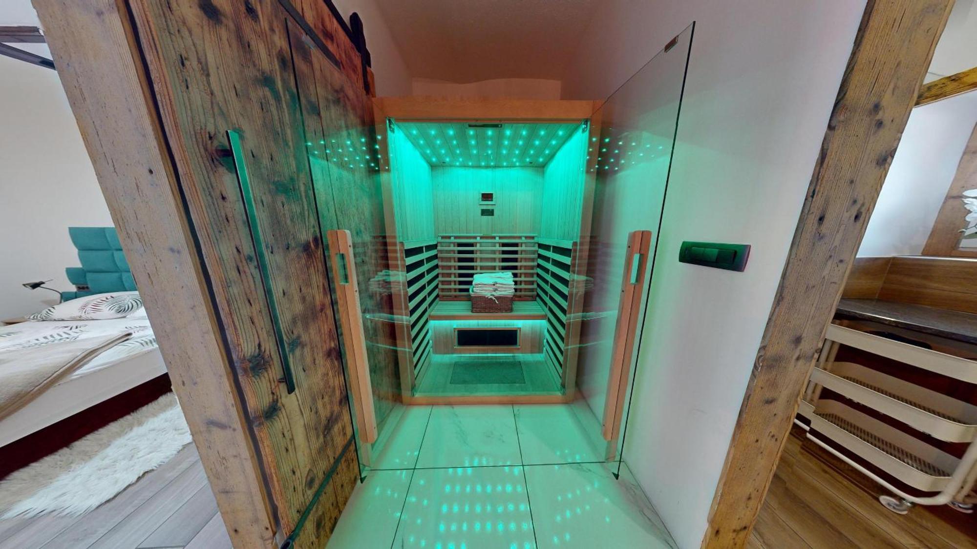 Resort Hisa Ida - Apartments With Hot Tub And Sauna イヴァンチュナ・ゴリツァ エクステリア 写真