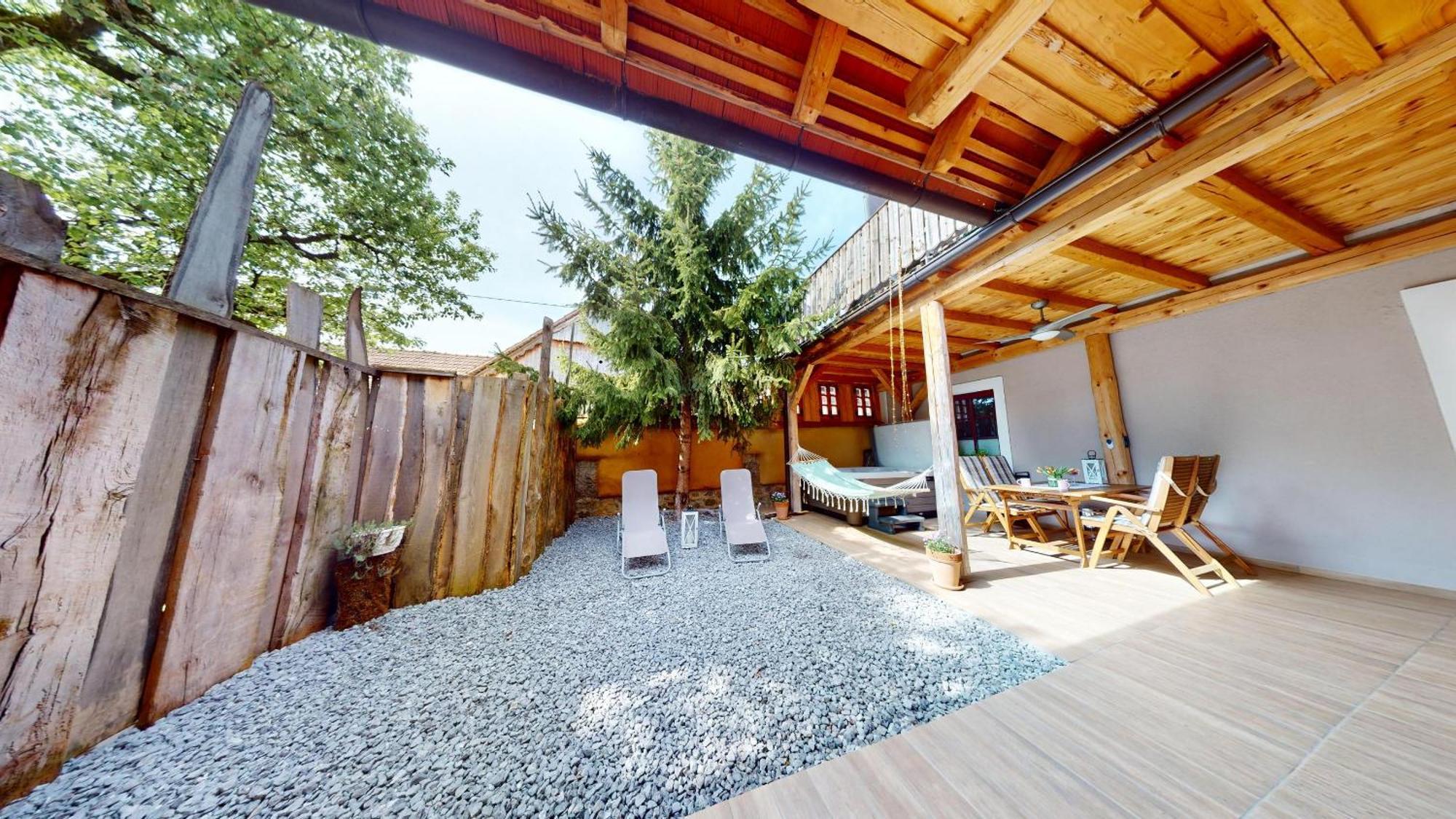 Resort Hisa Ida - Apartments With Hot Tub And Sauna イヴァンチュナ・ゴリツァ 部屋 写真