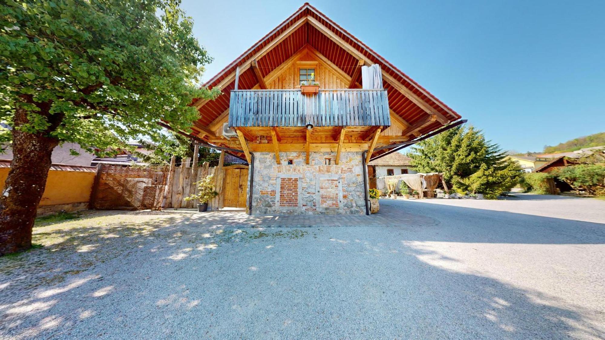 Resort Hisa Ida - Apartments With Hot Tub And Sauna イヴァンチュナ・ゴリツァ エクステリア 写真