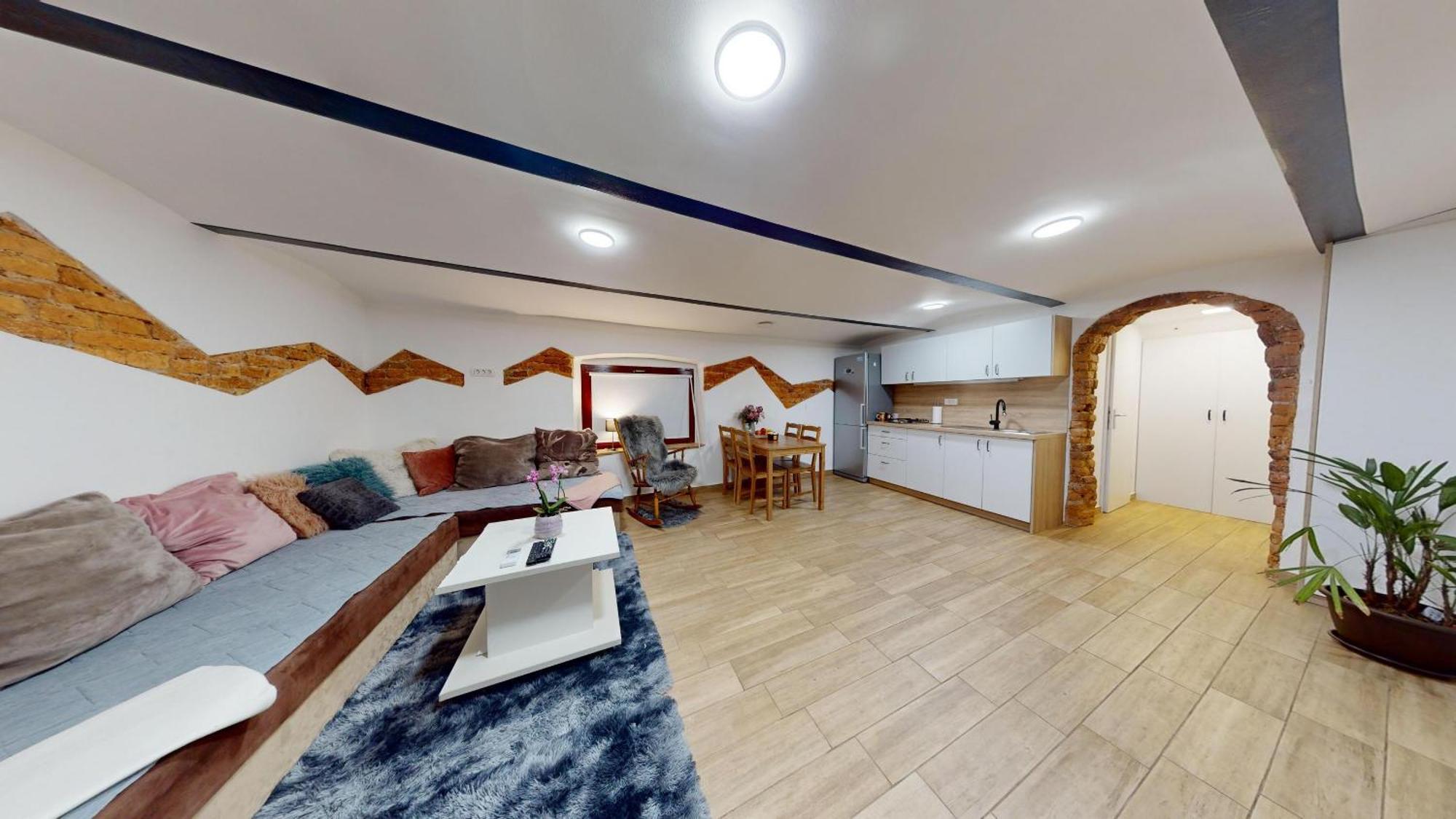 Resort Hisa Ida - Apartments With Hot Tub And Sauna イヴァンチュナ・ゴリツァ 部屋 写真